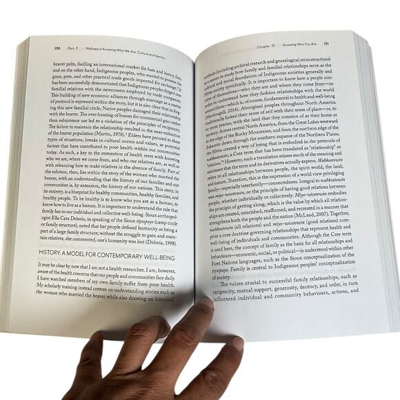 Textbook Determinants of Indigenous Peoples' Health Second Edition Good Conditio - Picture 3 of 8